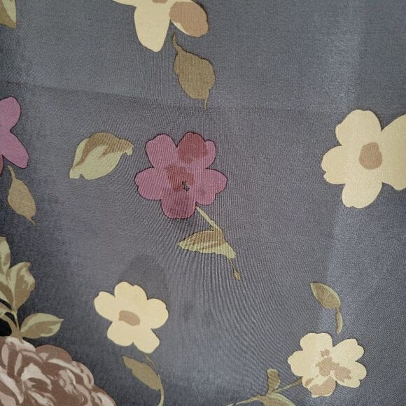 EUC VINTAGE LIZ CLAIBORNE FLORAL 100% SILK HANKY - Picture 10 of 10